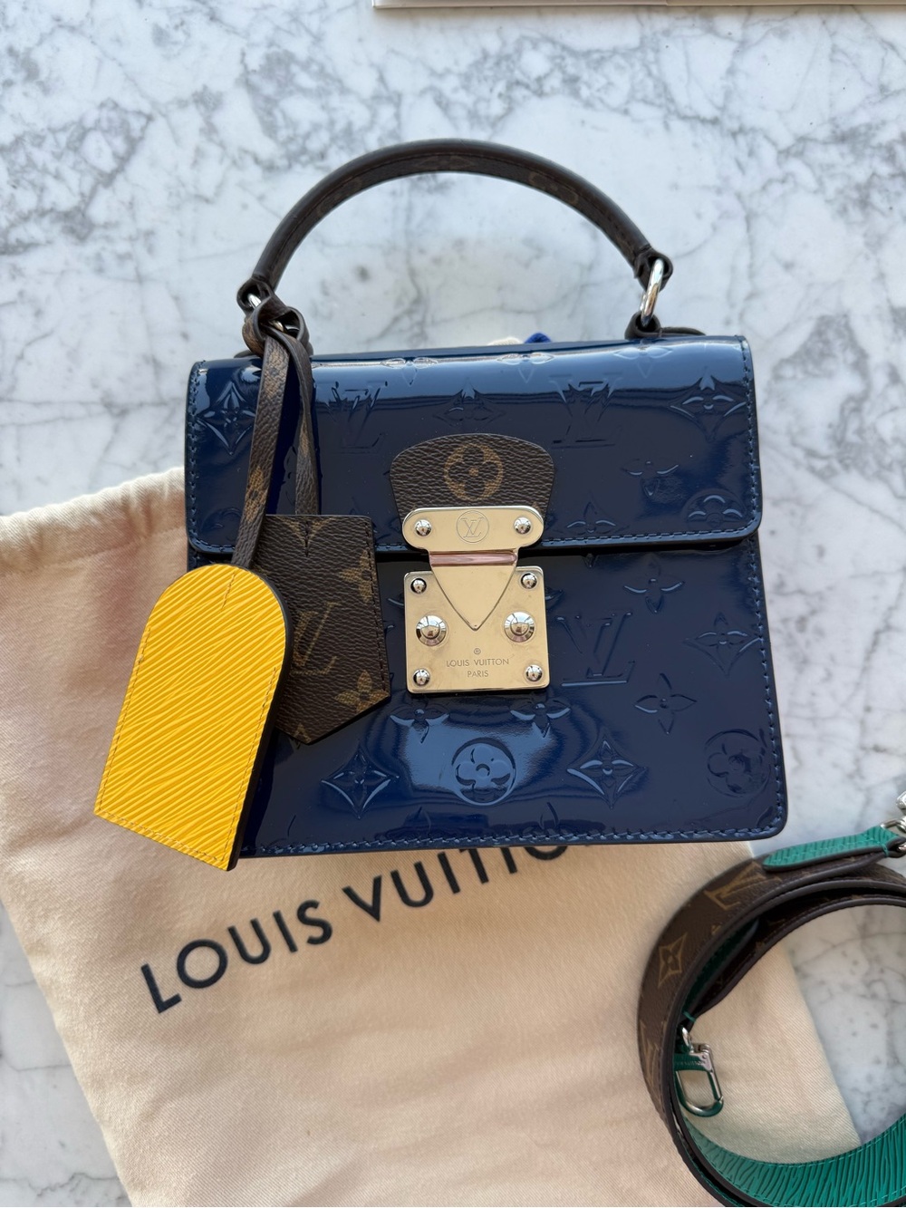 Louis Vuitton Spring Street - Picture 2 of 3